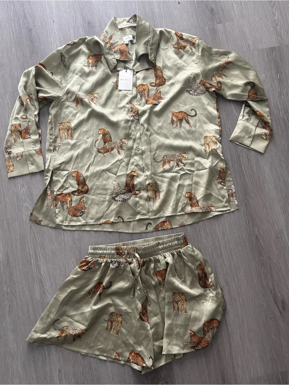MABLE NWT Size Medium Olive Green Cheetah Print Short Set